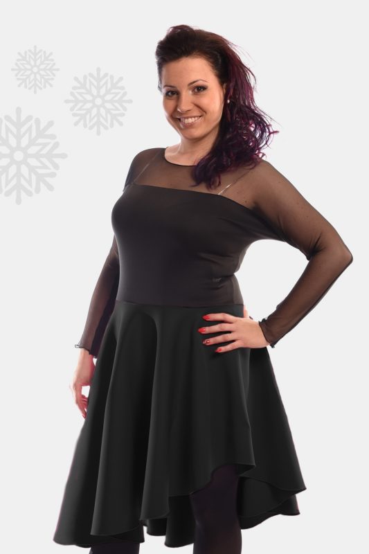 Wieczorowa sukienka plus size z siateczką
