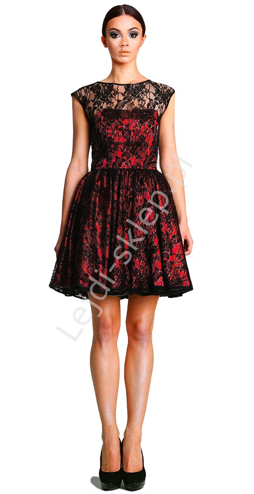 Wieczorowa sukienka z koronki, czarno - czerwona