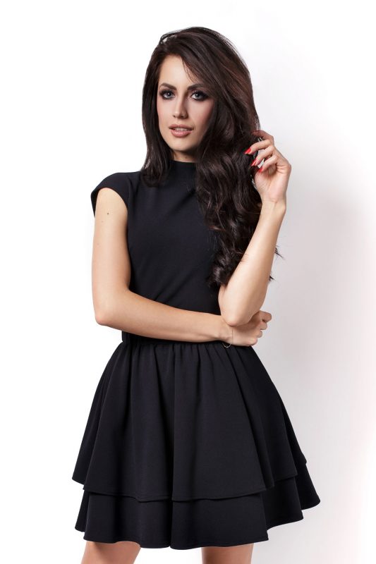 czarna sukienka koktajlowa