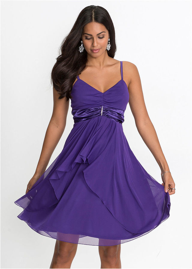 Wieczorowa sukienka na ramiączkach fioletowa