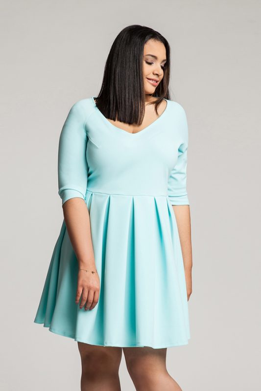 Niebieska rozkloszowana sukienka plus size
