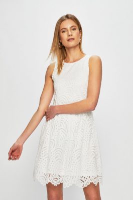 Biała sukienka koronkowa bez rękawów